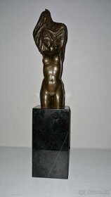 Bronzová socha - 1
