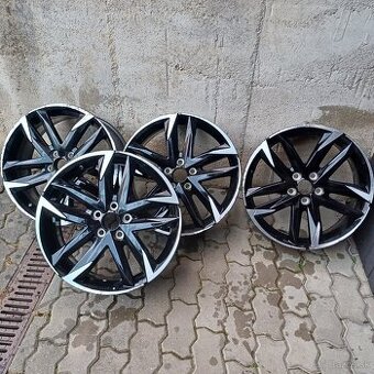 Predám na Toyota RAV 4 ALU disky R 19