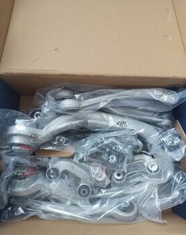 12-dielna sada ramená Audi A4 b6, b7, Exeo