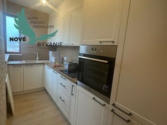 Krásny apartmán len 50m od mora s výhľadom na more v Chorvát