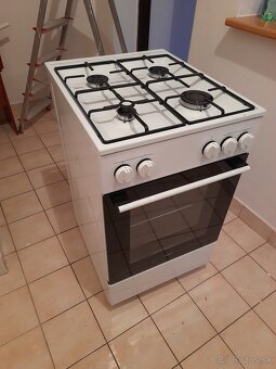 Plynovy sporak MORA P140AW