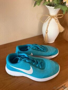 Tyrkysové tenisky Nike Flex Experience Run