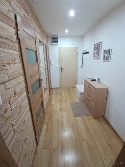 Prenájom 2 izbového bytu