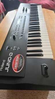 Roland JUNO D