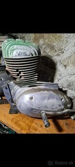 Motor jawa 250/559