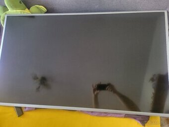 Predam televizor samsung