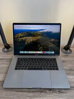 MacBook Pro 15" (2019)