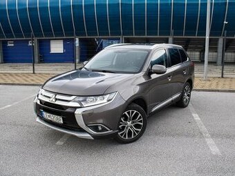 Mitsubishi Outlander 2,2 DI-D, 4WD