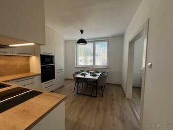 ★★ 2+1 izbový byt na prenájom Námestovo ★★