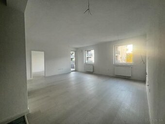 NOVÝ mimoriadne priestranný 3-izbový byt