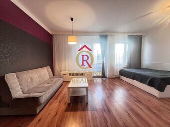 Na prenájom priestranný 1-izbový byt s balkónom – Banská Bys