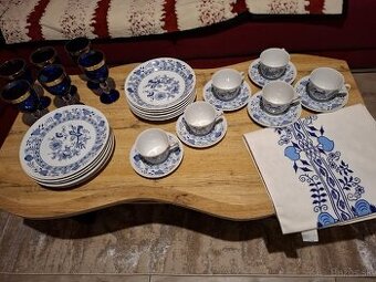 Cibulák taniere a šálky