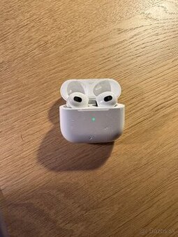 Apple AirPods 3. Generacia - 1