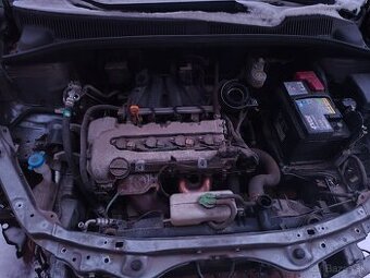 Rozpredám na diely alebo v celku