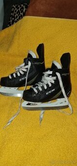 Detské korčule CCM.