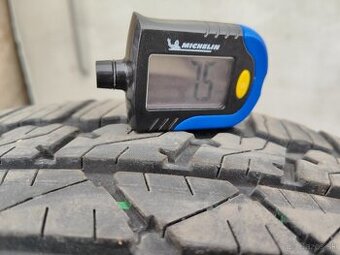 Bridgestone dueler  265/65 R17. 1kus