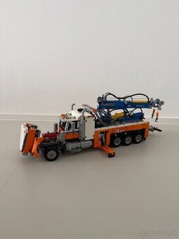 Lego Tahač áut 42128