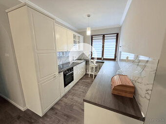 Reality KOMPLEX s.r.o. vám ponúka rodinný dom v Dunajskej St