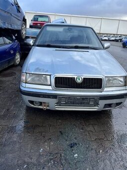 Škoda Felicia na náhradné diely