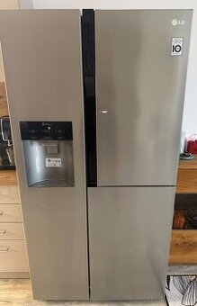 LG americka chladnicka s mraznickou