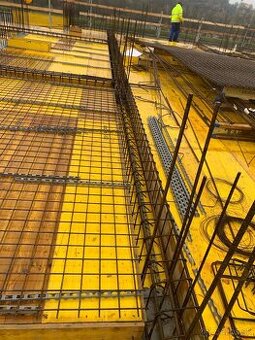 HĽADÁME TESÁROV – ŠALOVACIE, TESÁRSKE A BETONÁRSKE PRÁCE