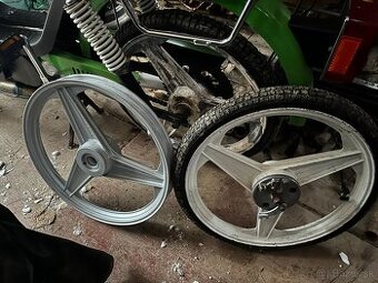 3ks Disky Bernardi Babetta/Korádo