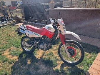 Yamaha XT 600