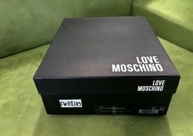 Moschino Love 37