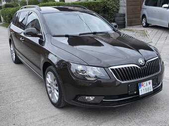 Škoda Superb 2.0TDI 4x4 2013 Bi Xenon Webasto Navi