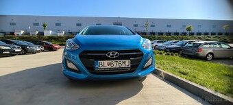 Hyundai i30 1,6 CRDI,tempomat,dvojzonova klima