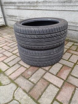 225/45 R17 - 1
