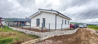 Rodinný dom,/426m2/, Kotešová - Bytča