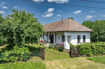Na predaj idylický 2-izbový vidiecky dom v obci Hídvégardó
