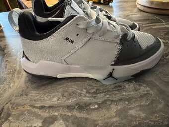 Botasky JORDAN 41 / 7 / 26 cm