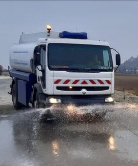 Predám cisternu kropičku 13500L Renault Prémium