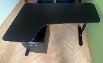 2x písaci stôl s kontajnermi