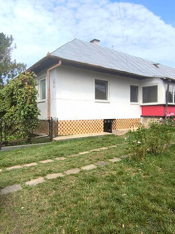 REZERVOVANÝ - Rodinný dom s pozemkom 983m2 len 24km od Košíc