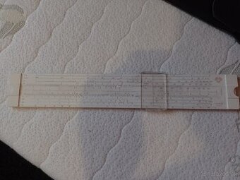 Logaritmické pravítko