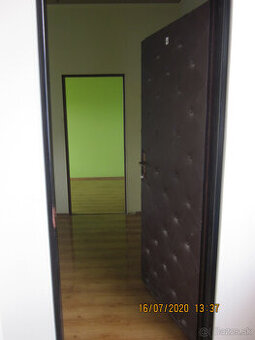 Dlhodobo prenajmem maly sklad, obcasnu kancelariu 34m2.