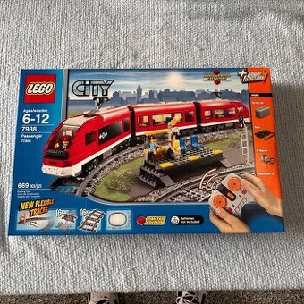 LEGO CITY 7938 PASSENGER TRAIN