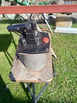 Hydraulická olejová pumpa