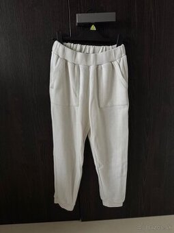 Úpletové joggers Zara