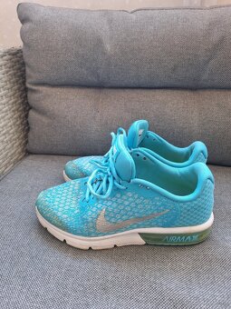 NIKE originál tenisky vel.38,5