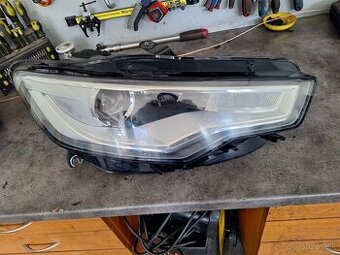 Predám pravý xenon Audi A6C74G0 941 774 C