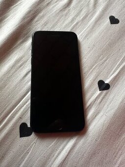 iPhone 7 + druhý zdarma