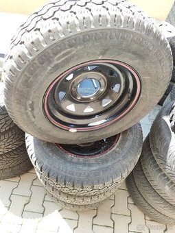 235/70 R16