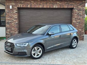 Audi A3 Sportback 40 2.0 TFSI Entry Design quattro