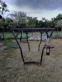 Predám rám na Zetor super 50