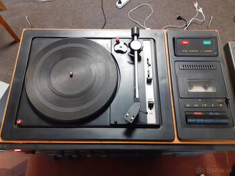 TESLA - Moderato 1037 -Gramofon +zosilňovač+rádio