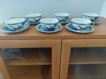Porcelánová čajová súprava.